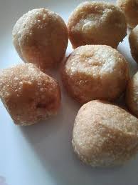 Kuih Paung Goreng Yang Dibuat Semalam Tapi Bukan Akak Yg Buat Mak Akak Yg Buat Sementera Mak Ada Ni Minta Dia Ajarkan Buat Kuih Tradis Kuih Bom Sambal Food