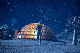 Stars travis fimmel, niamh algar, amanda collin, and abubakar salim, and writer aaron guzikowski reveal to imdb how this world was first actualized by sir. Raised By Wolves Questions Whether Humanity Can Be Saved Wired