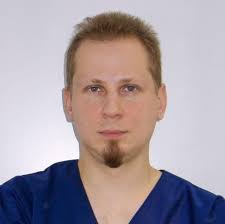 Lek. dent. Bartosz Pawłowski