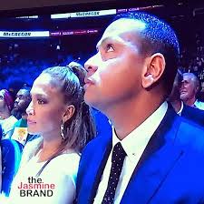 Mayweather Beats McGregor + Frank Ocean, J.Lo, Steve Harvey, LeBron James,  Nick Cannon Spotted Ringside