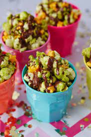 Recipe Matcha And Dark Chocolate Popcorn With Sea Salt Recipe Snack Mix Recipes Healthy Snacks Easy Homemade Snacks