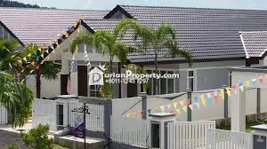Bedroom & bathroom 4 bed | 2 bath; Bungalow House For Sale At Taman Bukit Senawang Perdana Seremban For Rm 572 000 By Muhammad Isswan Durianproperty