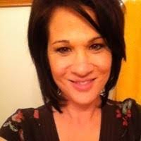 Jennifer Surrett's Instagram, Twitter & Facebook