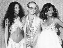 Stream diana ross, a playlist by jeannette young from desktop or your mobile device. John Moffitt On Twitter Throwbackthursday Elton John In 1975 With His Arms Around Two Beautiful Young Women Cher And Diana Ross Https T Co Pvim5ujqkx