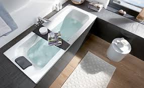 Downloade dieses freie bild zum thema badewanne badezimmer aus pixabays umfangreicher sammlung an public domain bildern und videos. Kleines Bad Mit Badewanne Was Ist Moglich Villeroy Boch
