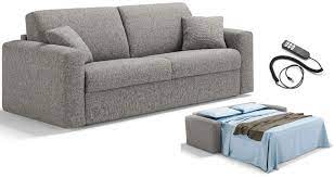 Ouverture facile avec système rapido, plus besoin de retirer les coussins, votre canapé se transforme en lit en quelques secondes seulement ! Canape Convertible Electrique Haut De Gamme Avec Telecommande Cubico
