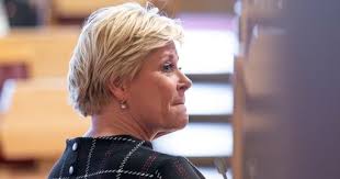 Vi hadde ikke helt sett for oss at gjenbrukbare munnbind skulle bli en del av sortimentet til beeorganic. Siv Jensen Regjeringen Ma Gi Gratis Munnbind Til Folk Med Darlig Rad Frifagbevegelse
