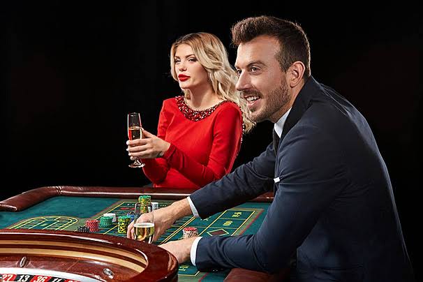 Beautiful Casino Girl Photos, Download HD Pictures - Pngtree