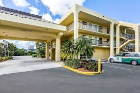Residence inn west palm beach downtown/rosemary square area. 10 Best Verified Pet Friendly Hotels In West Palm Beach With Weight Limits Pet Fees