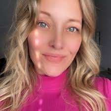 Victoria Seal (@businesslady.83) • Instagram photos and videos