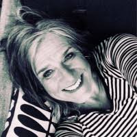 200+ "Ellis De" profiles