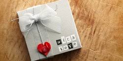 Orangtua, sahabat, guru, atasan, termasuk juga pasangan. 8 Kado Lucu Untuk Hadiah Ulang Tahun Unik Dan Tidak Terduga Merdeka Com