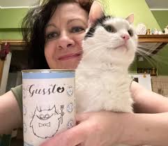 Marce Gussto dziękujemy za dużą ilość karmy❤️ Karmę tak jak i koty chętnie  przytulamy🥰 P. s. To nie jest karma z konkursu.