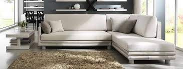 Letto cross black&white linea contemporanea dal tocco etnico. Divani Etnici Stile Moderno In Legno E Bambu