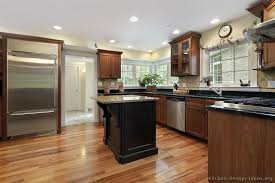 Traditional Two Tone Kitchen Cabinets 235 Kitchen Design Ideas Org Med And Dark Like The Kitchen Cabinets And Backsplash Wood Floor Kitchen Kitchen Remodel
