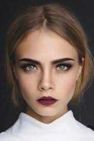 best eye makeup to apply with dark lipstick