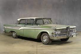 1959 Edsel Corsair Sedan In 1959 Edsels Were Offered Through Mercury Lincoln Dealers As Their Price Leader An Alternative Ford Edsel Ford Edsel Cars Usa