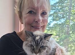 Beverly Keil's Instagram, Twitter & Facebook