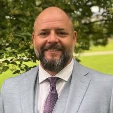 Congratulations to Rollin Hansen, CEO of @208.properties, who was named the  @boisestatecobe Executive in Residence. This position recognizes an  accomplished executive who is willing to share their insights and expertise  with students