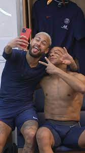 ▷ Paquete de Kylian Mbappé en calzoncillos - Paquetissimo