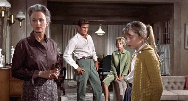 The Birds' (1963) Review - ScreenAge Wasteland