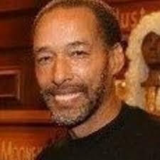 Daryl Mooney's Instagram, Twitter & Facebook