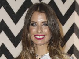 Nun bewies cathy, dass sie auch ohne. Schwangere Cathy Hummels Stellt Die Style Frage Trend Magazin Cathy Hummels Schwanger Spielerfrauen