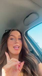 Courtney Michaelson's Instagram, Twitter & Facebook