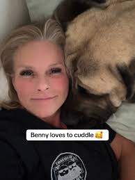 dogsoftiktok #mastiffsoftiktok #cuddles #cutedog #bowserandbenny