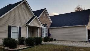 In this line, moire black is a top pick among homeowners. Architect Black Architectural Roof Shingles