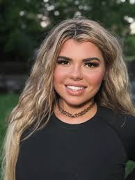 Attention!!! all of our hard work has paid off!! I've lost 135 pounds! &  I've been pushing my body to valet again!! some people might think I've  been taking a lot of