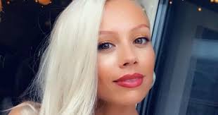 'Snotty' mum smashed ex in the face with a Yankee Candle