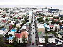 518.236 opiniones sobre turismo, dónde comer y alojarse por viajeros que han estado allí. A Photo Tour Of City Life In Iceland Conde Nast Traveler