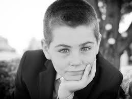 Alice Ketter's Instagram, Twitter & Facebook