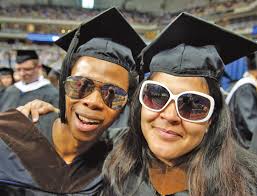 COMMENCEMENT 2 • 0 • 0 • 9