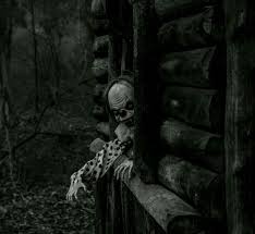 Clown In The Cabin In The Woods Creepy Horror Scary Clowns Scary
