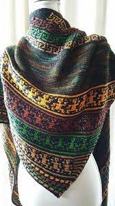 These 23 free knitting patterns will encourage you to use your newly acquired skills and venture into making items for your home or to wear in addition to additional scarf ideas. Walk Like An Egyptian Egyptian Pattern Color Matching Knitted Scarf