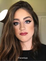 Lady Danny, aber ich habe eine App benutzt : r/DannyGonzalez