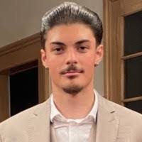 Alan Saiz's Instagram, Twitter & Facebook