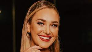 Descarga la app en el siguiente link: Daniela Nicolas Lista Para Representar A Chile En Miss Universo 2021 Duplos