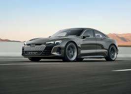 The brand with the four rings is presenting one of the stars of the 2018 auto show in the movie capital los angeles. Audi E Tron Gt Concept Der Tesla Model S Jager