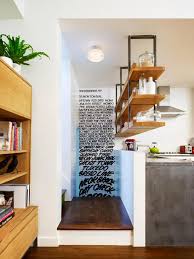 kitchens without upper cabinets