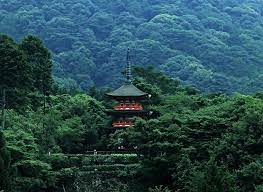 Japanese Traditional Gardens And The Pagoda Yabai The Modern Vibrant Face Of Japan
