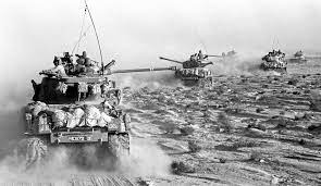 We wtorek wieczorem władze izraela potwierdziły śmierć trzech osób w wyniku ostrzału rakietowego. Wojna Szesciodniowa 1967 Wydawnictwo Militarne Zbiam