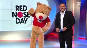 Comic relief is an operating british charity, founded in 1985 by the comedy scriptwriter richard curtis and comedian lenny henry in response to the famine in ethiopia. Galileo Video So Spannend Wird Der Red Nose Day 2018 Prosieben