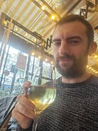 Any hot boy is out of country please text me