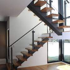 Pin By Alice On Mdo Gral Paz Stair Railing Design Staircase Design Modern Staircase