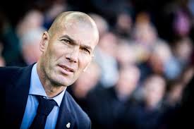 Zinedine zidane's official page www.twitter.com/zidaneofficial. Zinedine Zidane Vom Strassenfussballer Zum Weltbesten Trainer Moam