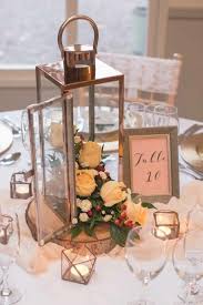 Different types of wedding flower arrangements for your wedding! 75 Inspiring Winter Wedding Centerpieces Weddingomania