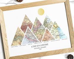 The contemporary or modern fourteenth anniversary gift has a theme of gold jewellery. The Best 14 Year Anniversary Gift Ideas 2021 Edition Weddingwire